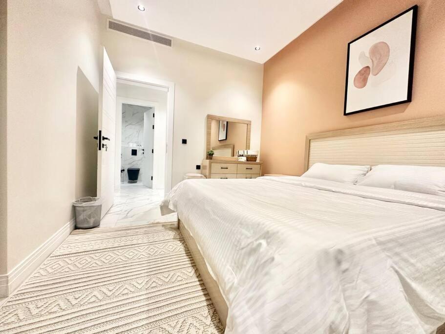 Kameil 3 Bedroom Self Entry دخول ذاتي